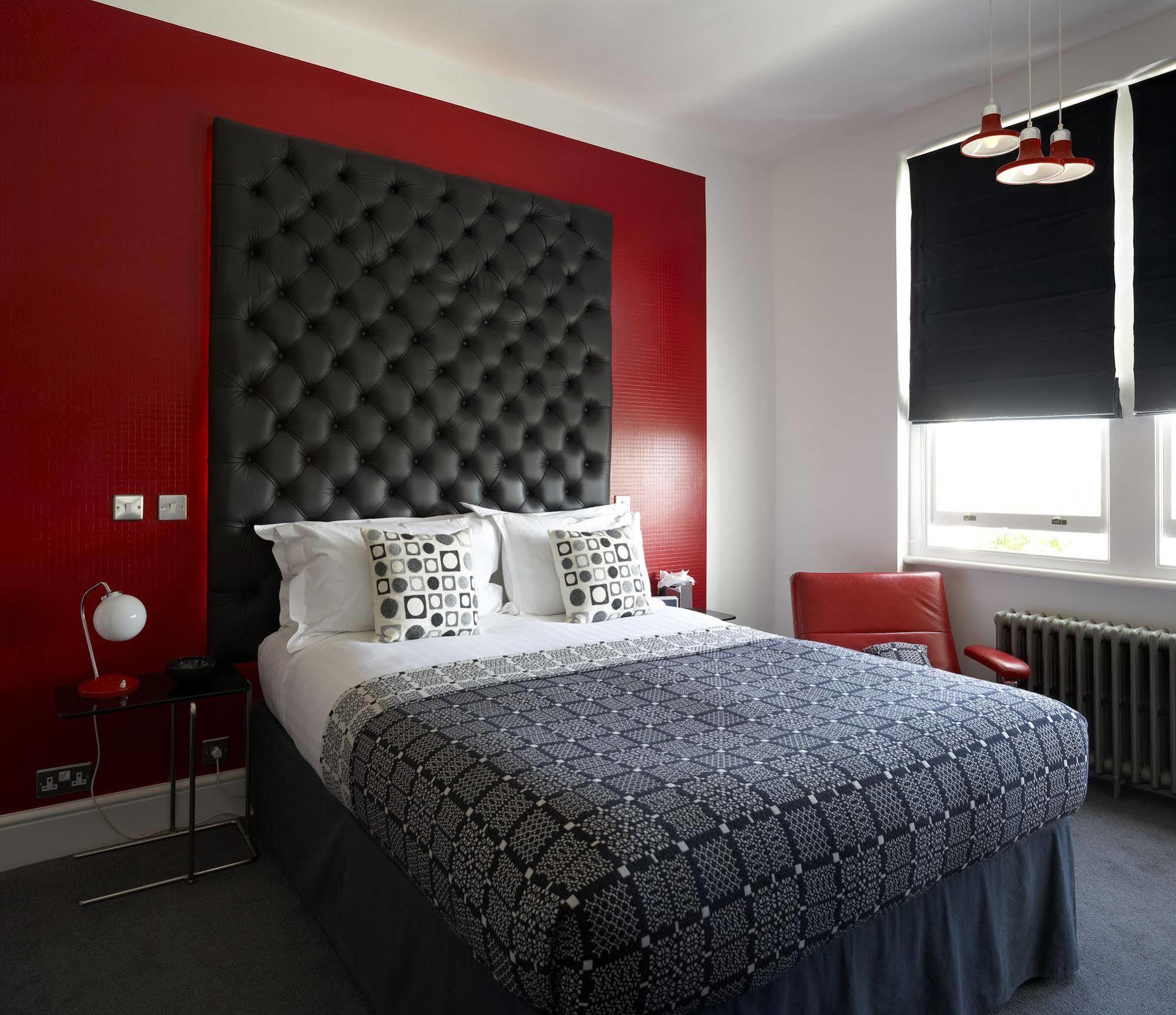 Bed & Breakfast Escape Boutique